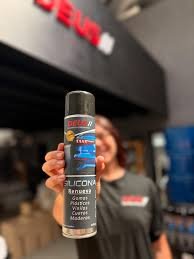 SILICONA EN AEROSOL 390ML ESCUDO LAVANDA